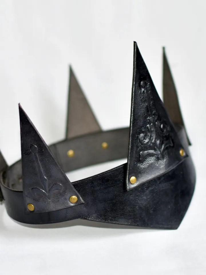 Black leather crown for carnival costume. Evil queen halloween costume. Leather headband with hand embossing.