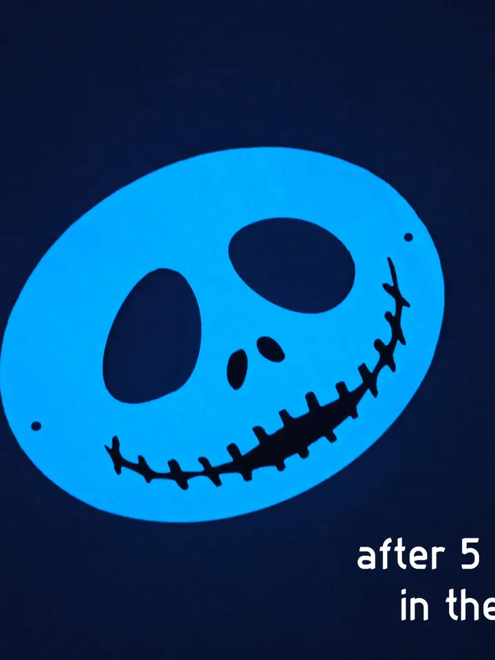 Halloween skeleton spooky face mask. Skeleton mask to halloween costume.