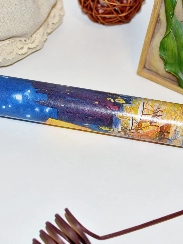 Vincent van gogh kaleidoscope as art teacher gift. Stress relief gifts for art therapy and gifts for dad from daughter.
