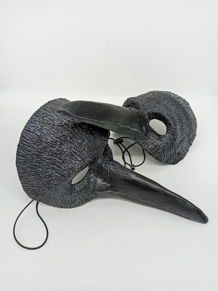 Raven cosplay masks. Crow skull face mask to halloween costume. Black raven mask.