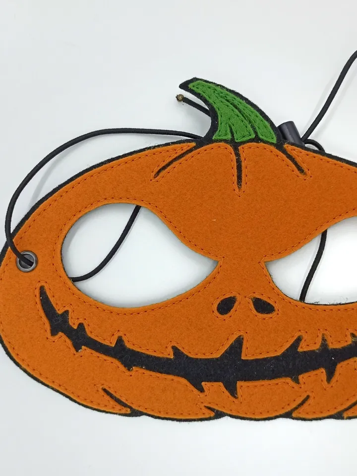 Pumpkin kids mask, felt halloween mask to pumpkin costume, jackolantern masquerade mask.