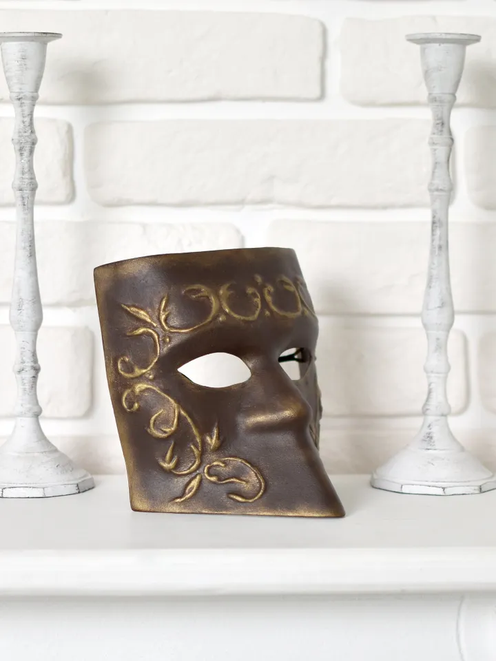 Bauta full face mask. Masquerade mask men. Venetian mask to masquerade costume.