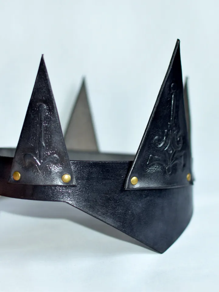 Black leather crown for carnival costume. Evil queen halloween costume. Leather headband with hand embossing.