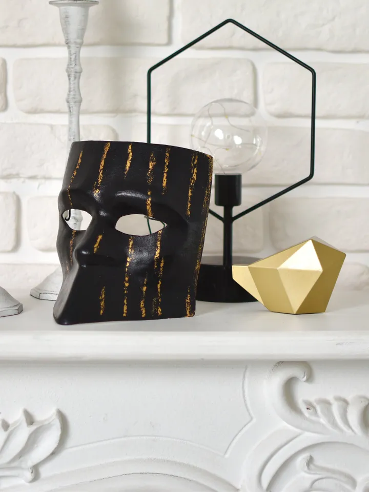 Masquerade mask men. Bauta mask. Siver and black cosplay mask.