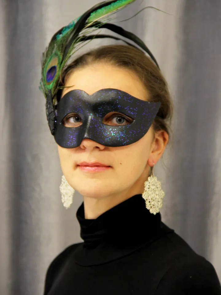 Masquerade mask women with peacock feathers to masquerade costume for New years eve. Venetian mask.
