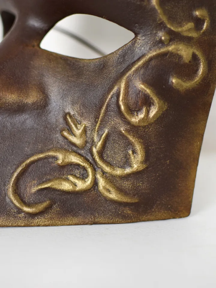Bauta full face mask. Masquerade mask men. Venetian mask to masquerade costume.