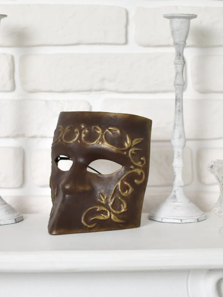 Bauta full face mask. Masquerade mask men. Venetian mask to masquerade costume.