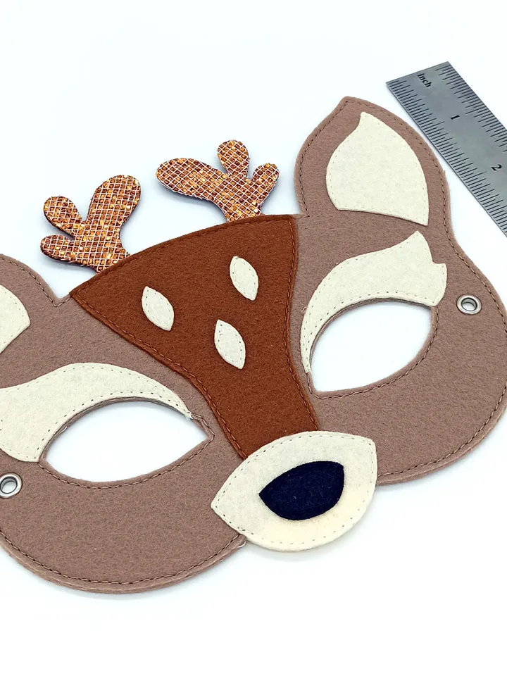 Fawn cosplay kids mask, girls deer costume. Woodland christmas girls mask. Deer masquerade mask. Cute animal mask for Halloween costume.