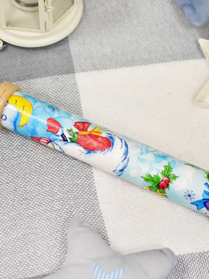Christmas gift with christmas gnomes design. Friendship gift for christmas eve box. Stress relief gift as roommate gift.