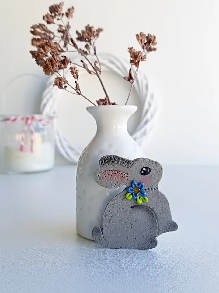 Bunny brooch/Little Bunny Brooch/Cute bunny birthday's gift/Children's brooch/Animal gift/Polymer clay bunny brooch/Brooch on the hat