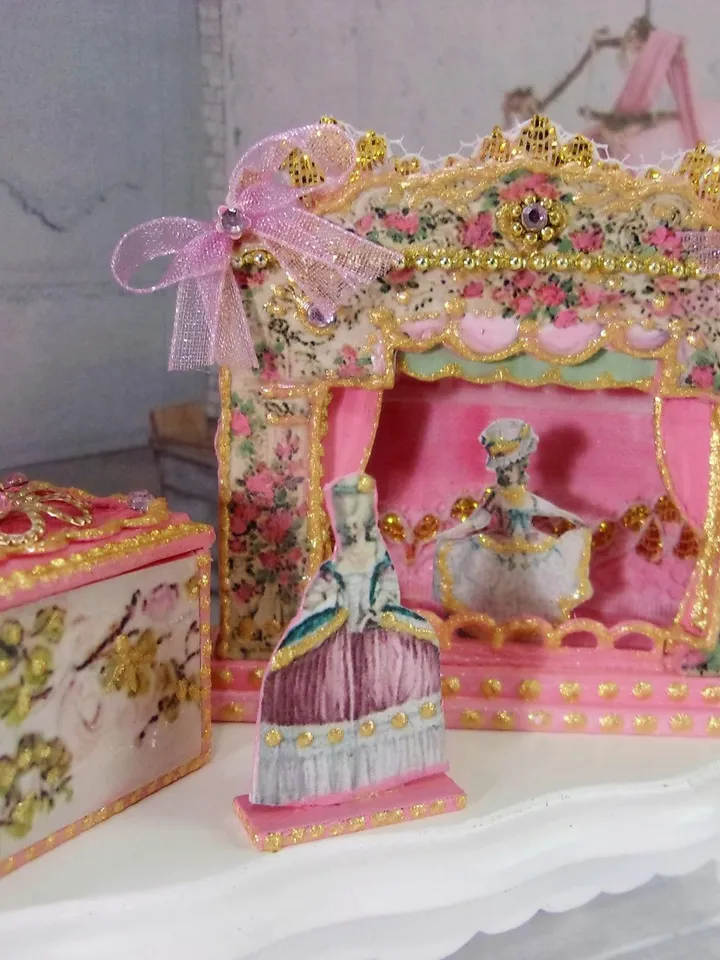Miniature puppet theater for doll houses.1:12 scale.