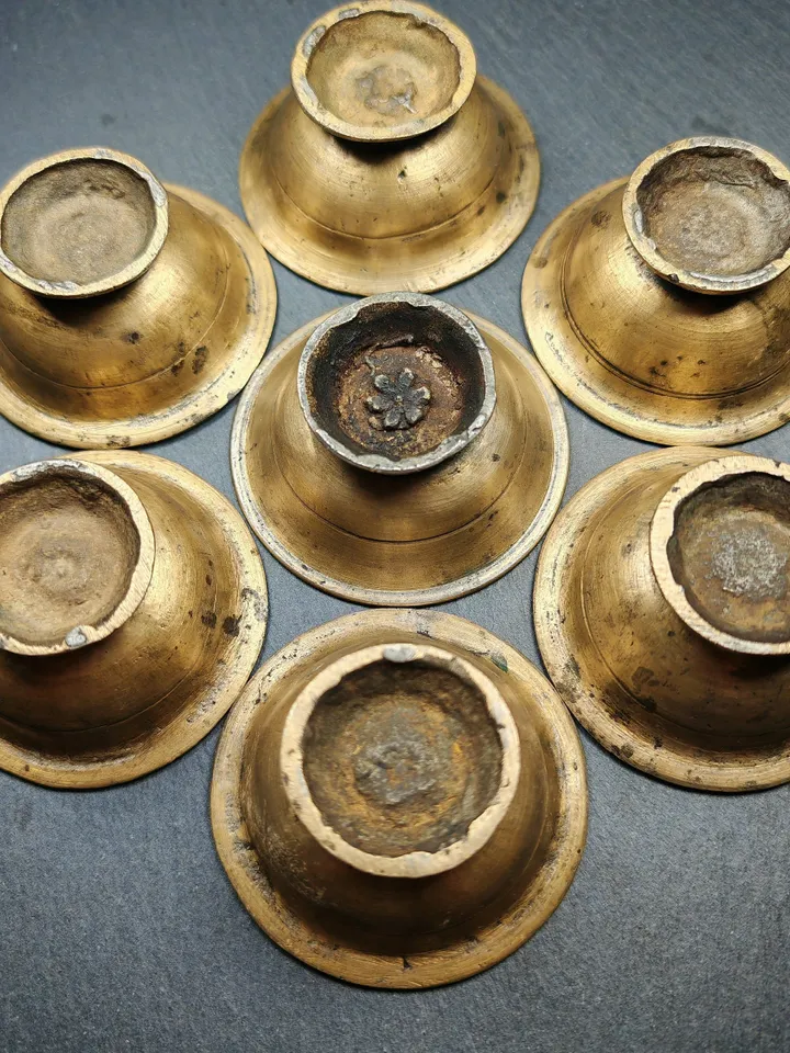 Gandhanra Authentic Tibetan Buddhist Butter lamp / Water Offering Bowls,Yonchap Bowls,Made of Brass,1 Set of 7 Bowls,2.7",100+ Years Old