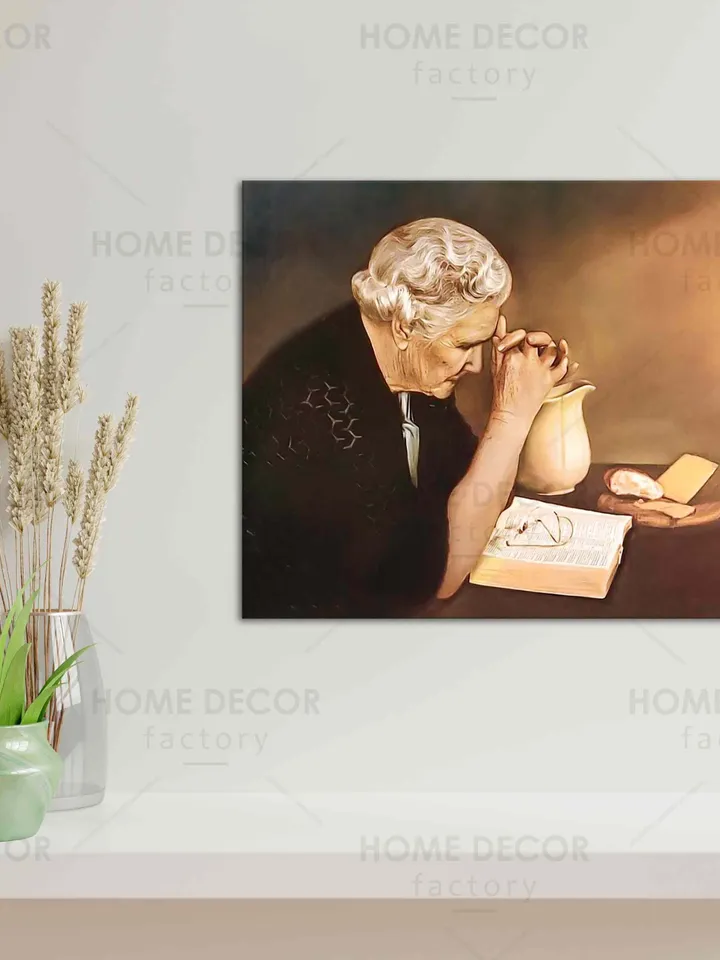 Eric Enstrom Gratitude praying Hands Religion Gold Print Over Bread Old woman Pray To Jesus Print Picture Artwork Elderly woman praying over