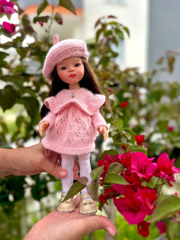 Paola Reina Doll 4 ITEMS Set: Exclusive Handmade Outfit - Dress, Beret, Tights, Shoes