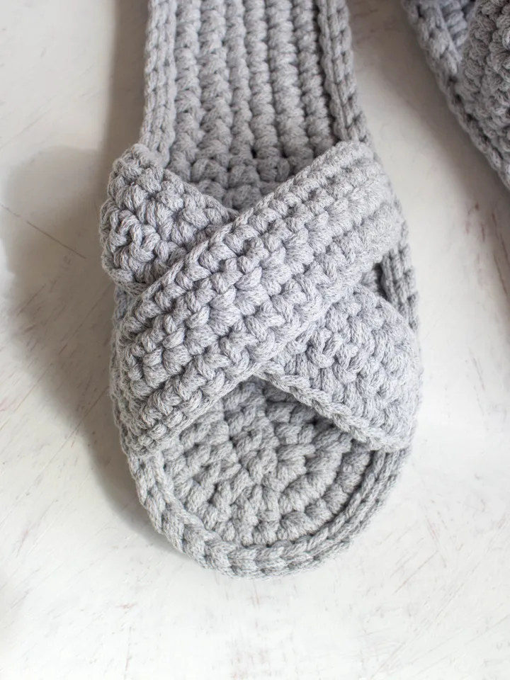 Womens slippers - Crochet slippers - Bride slippers - vegan slippers