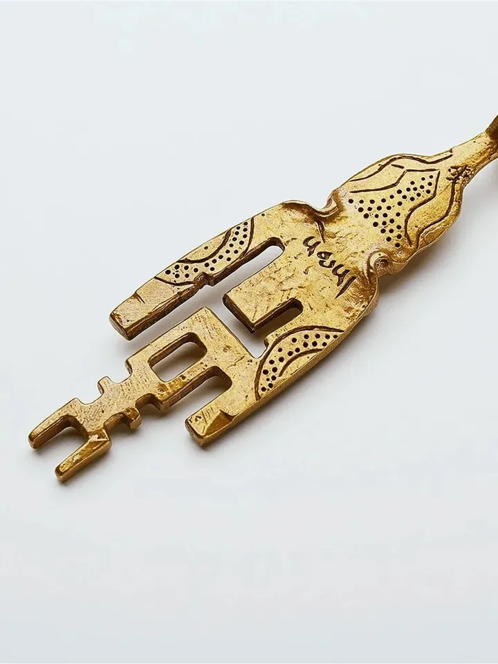 Gandhanra Antique Tibetan Amulet Keychain,The Key of Heart, Trantic Buddhism Dharma, Himalayan Style Pendant,Made of Pure Brass