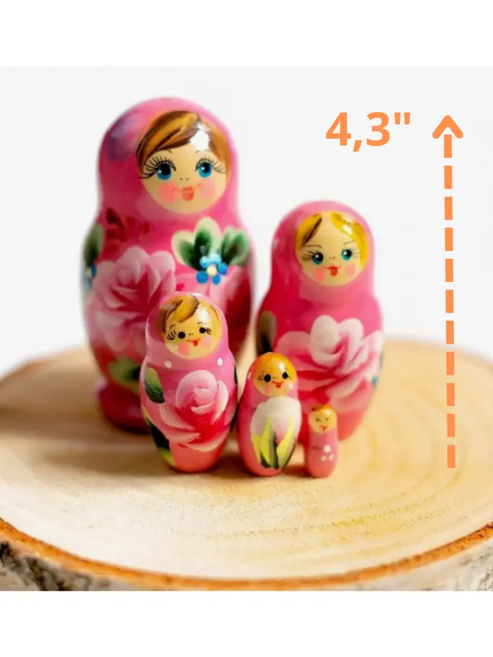 Matryoshka wooden 4,3” souvenir. Set of 5 dolls in 1.
