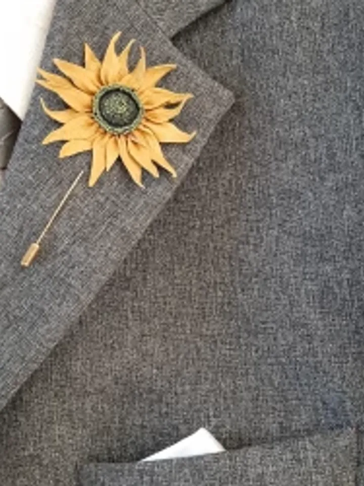 Sunflower men's lapel pin Leather boutonniere for him 3rd anniversary gift, art.8