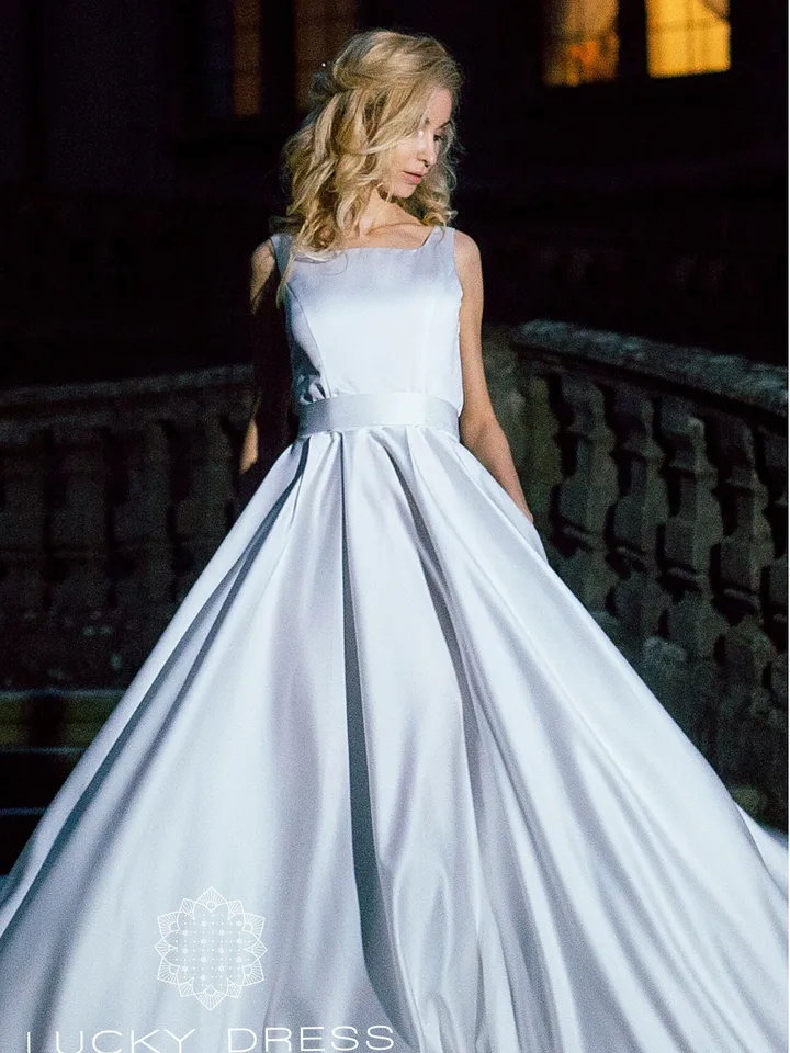 Winter wedding dress Ball gown Modest wedding dress Bridal gown A line Satin wedding dress custom Courthouse wedding dress bespoke / Kendall