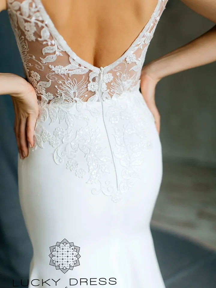 Mermaid wedding dress Great Gatsby Deep V wedding dress open back Sexy wedding dress courthouse Crepe wedding dress / Era