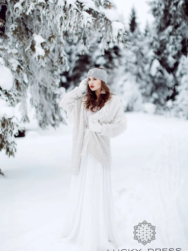 Winter wedding dress backless Boho wedding dress Bridal gown Flowy wedding dress christmas Muslin wedding dress custom Lace dress / Callista
