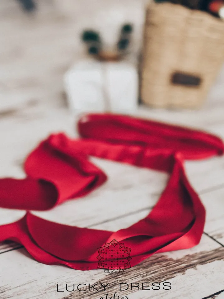 Pure silk gift set II b / Silk eyes mask Silk hairband Gift for her Red silk mask Silk satin mask Bridesmaid gift Soft sleep mask Gifts for