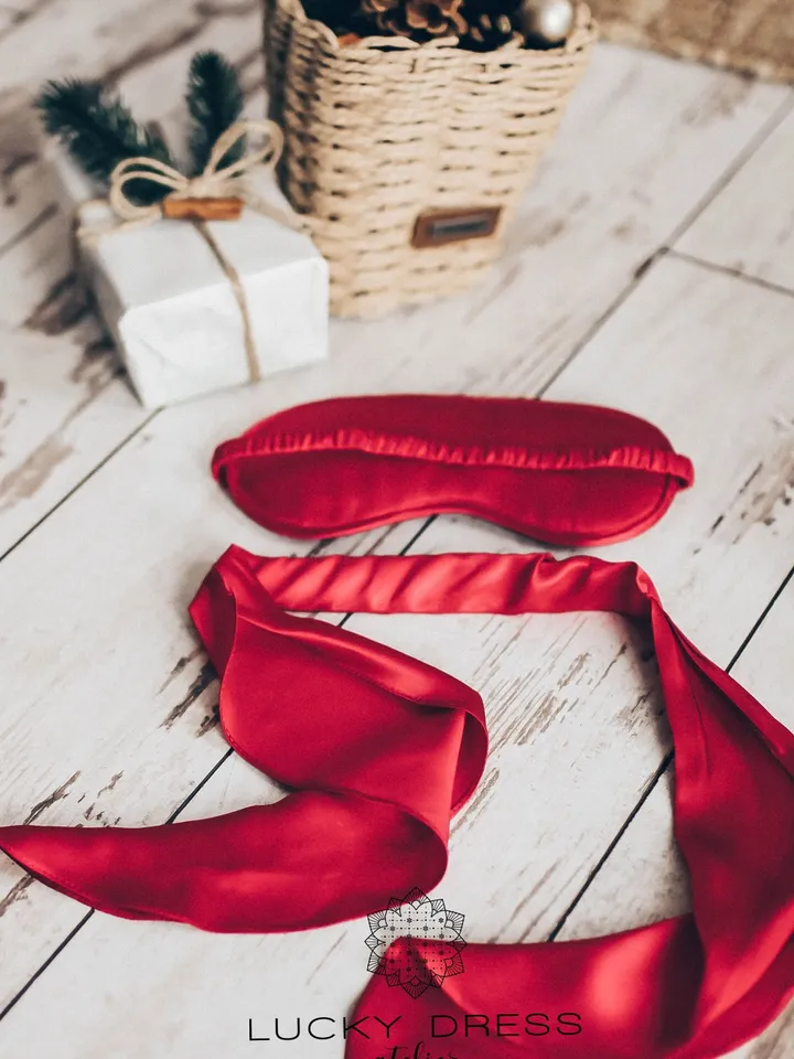 Pure silk gift set II b / Silk eyes mask Silk hairband Gift for her Red silk mask Silk satin mask Bridesmaid gift Soft sleep mask Gifts for
