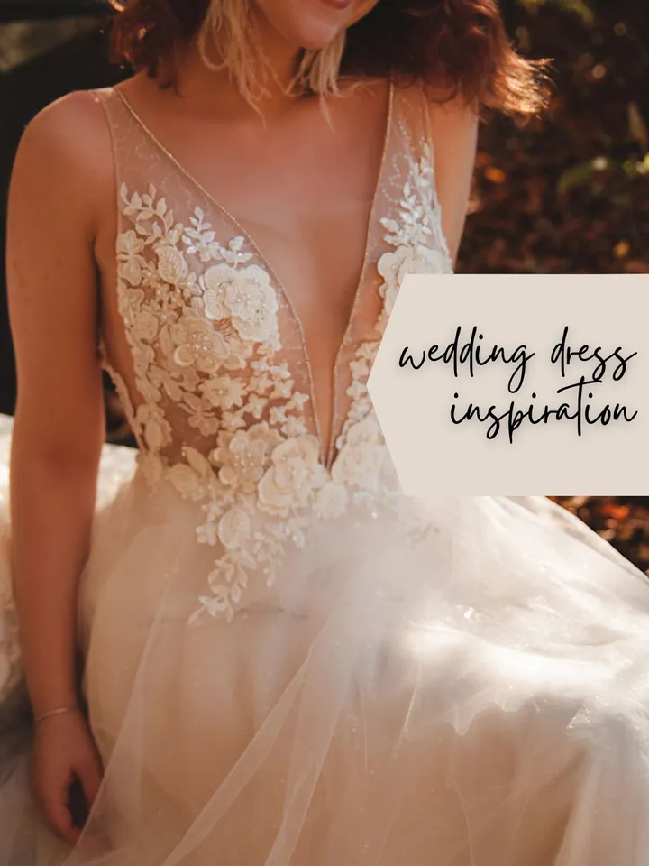 Custom wedding dress glitter Tailored wedding dress tulle Bespoke wedding dress A line Deep V wedding dress champagne Lace dress / Gabriela