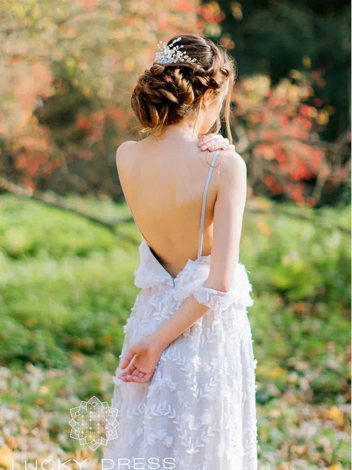 Bridesmaid dress bespoke Ethereal dress Lace dress for mother of the bride Homecoming dress spaghetti straps Grey dress formal / Capitolina