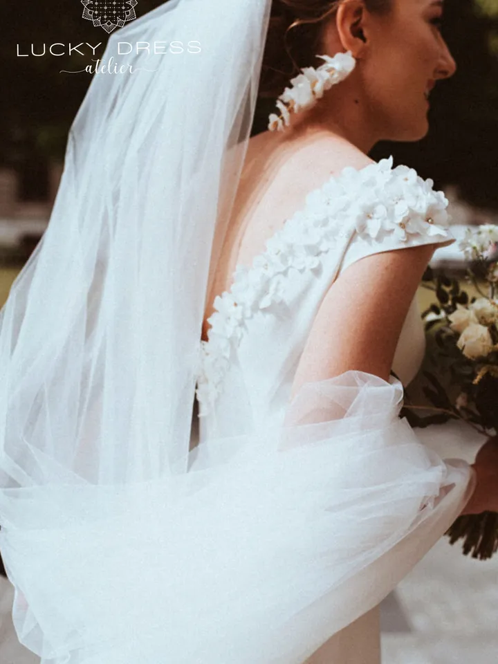 Rustic wedding dress Silk wedding dress Simple wedding dress Short sleeve wedding dress Courthouse wedding dress Flowy dress / Aleksandre
