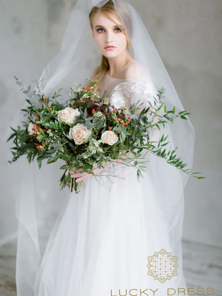 Cathedral veil bridal Floral veil unique Wedding veil lace One tier veil boho Tulle veil long Rustic veil stiffening Custom veil / Milana