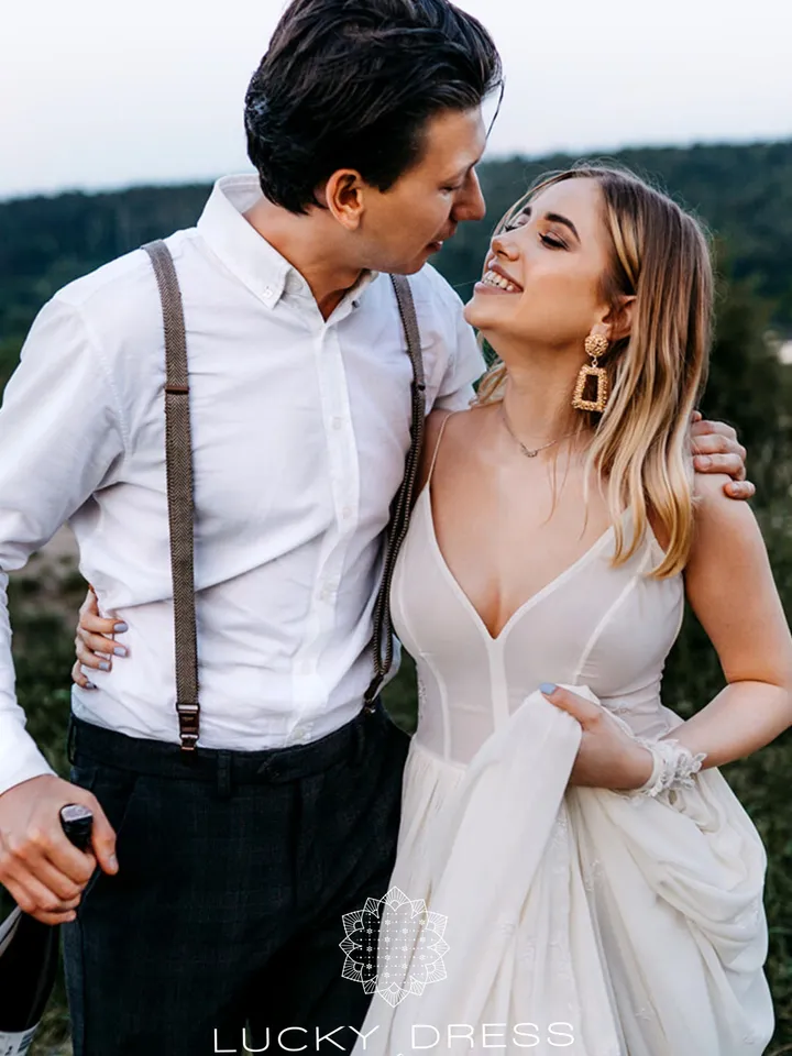 Courthouse wedding dress minimalist Bridal gown Boho wedding dress beach Flowy wedding dress custom Spaghetti straps wedding dress/Miriam II