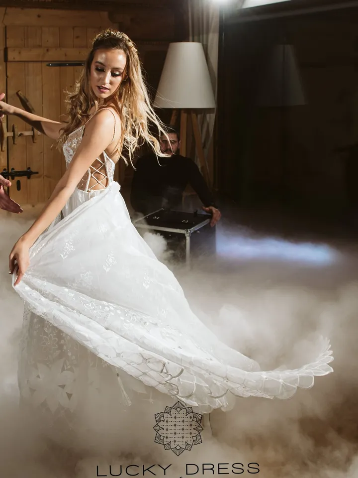 Elopement dress winter Courthouse wedding dress Christmas Garden wedding dress custom Lace wedding dress tailored Spaghetti straps /Victoria