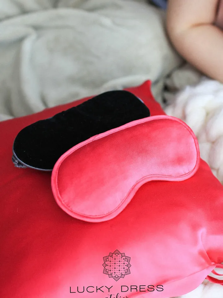 Pure silk gift set / Gift for him Silk eyes mask Velvet sleep mask Gifts for husband Black sleep mask Grey silk sleep mask for men Eyes mask