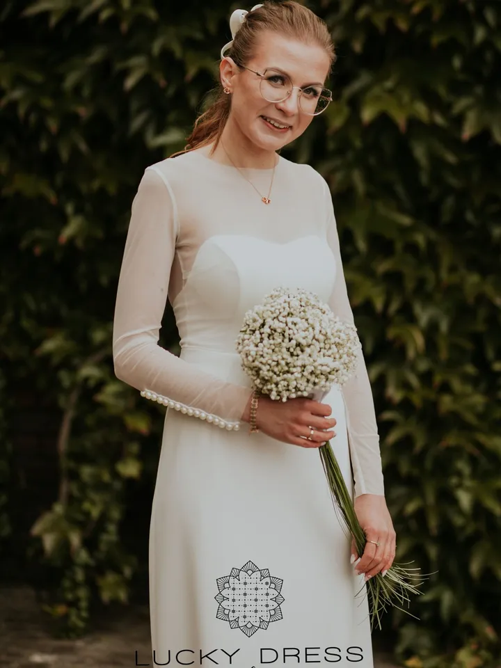 Elopement wedding dress courthouse Long sleeve wedding dress winter Modest wedding dress two piece Crepe wedding dress custom / Dominica