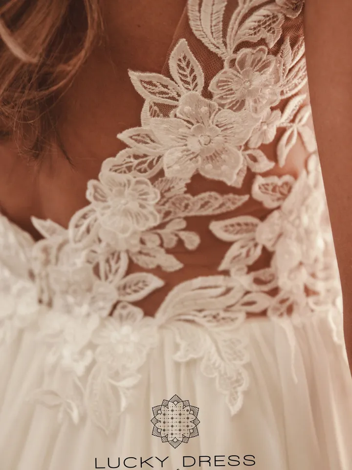 Lace wedding dress floral Illusion wedding dress flowy Sexy wedding dress custom Chiffon wedding dress tailored Courthouse dress / Neelowfer