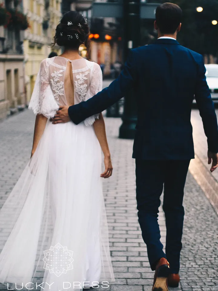 Elopement wedding dress lace Courthouse wedding dress butterfly sleeves Garden wedding dress floral Barn wedding dress tulle Custom / Alice