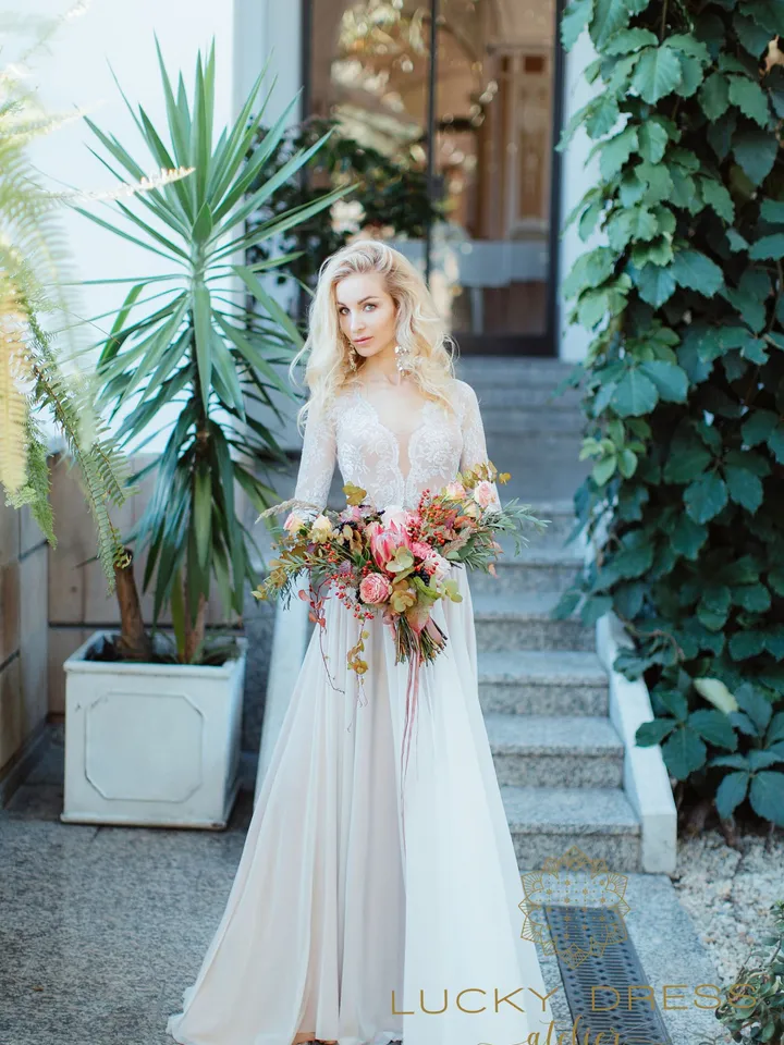 Ready to ship wedding dress US 2 / Long sleeve wedding dress Lace wedding dress Rustic wedding dress Ethereal wedding dress Bridal / Olympia