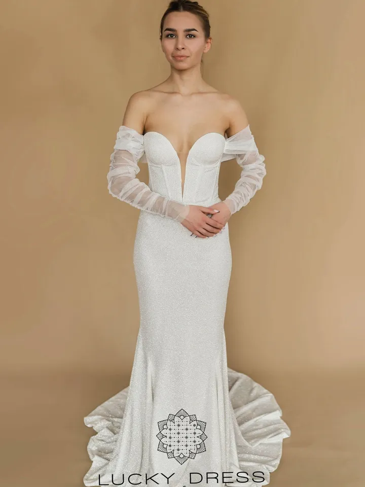 Mermaid wedding dress corset Sheath wedding dress glitter Sweetheart wedding dress long sleeves Silver wedding dress winter / Kara