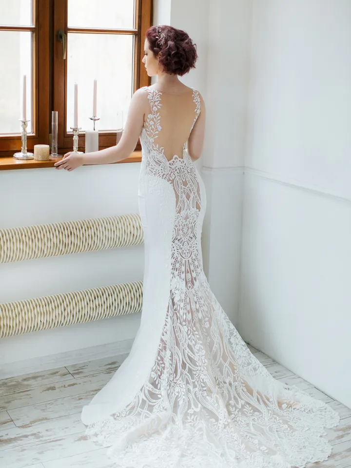 PALMYRA | Sexy wedding dress with illusion back, mermaid wedding gown, lace back and lace train, fit and flare, boat neckline, luckydress