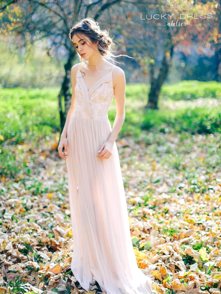 Formal dresses for women Dusty rose tulle dress Boho formal gown Pink dresses Custom clothing Lace formal dress Homecoming dress / Neonila