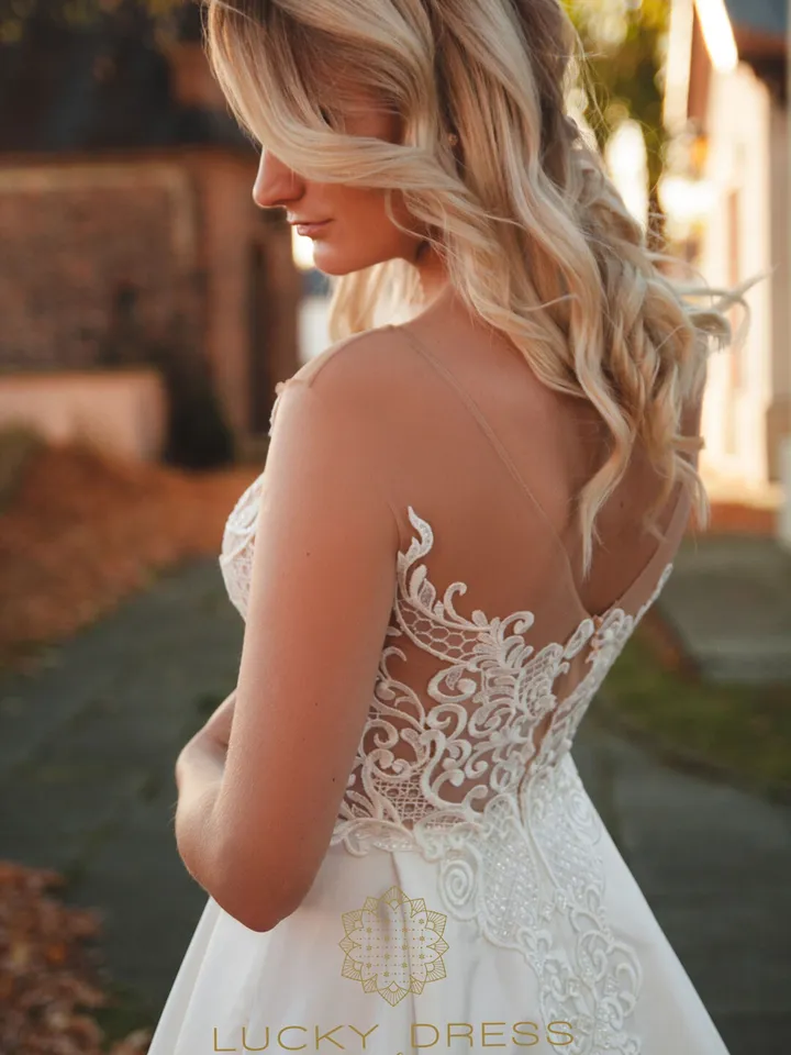 Simple wedding dress satin Minimalist wedding dress empire Courthouse wedding dress lace Garden wedding dress custom Sexy dress / Blanka