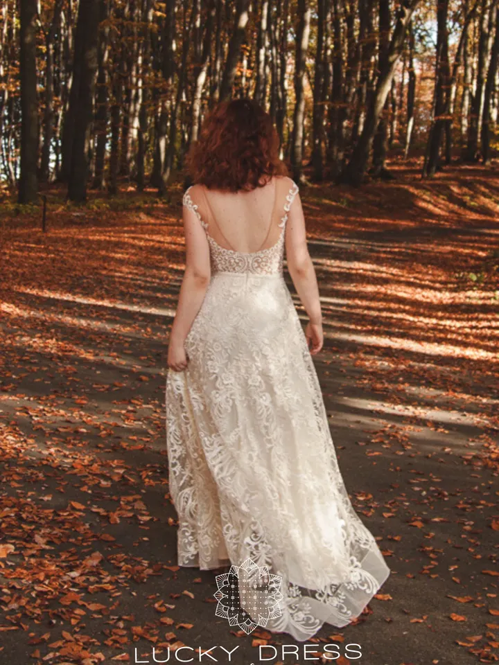 Elopement wedding dress Courthouse wedding dress short sleeves Sexy wedding dress garden Floral wedding dress backless Illusion dress /Polly