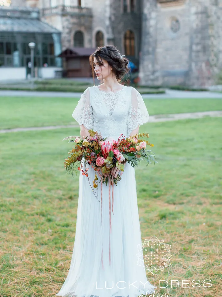 Simple wedding dress grey Courthouse wedding dress lace Minimalist wedding dress Bridal gown Garden wedding dress wedding vintage / Selina
