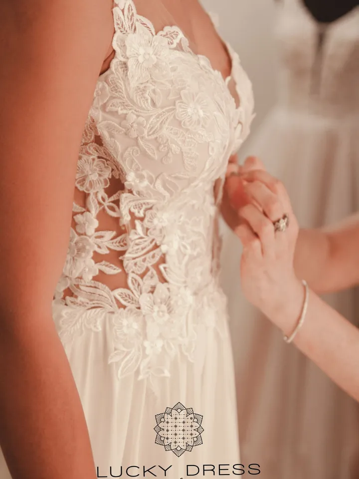 Lace wedding dress floral Illusion wedding dress flowy Sexy wedding dress custom Chiffon wedding dress tailored Courthouse dress / Neelowfer