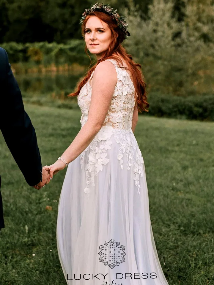 Plus size wedding dress boho Tulle wedding dress blue Lace wedding dress 3d A line wedding dress custom Floral wedding dress tailored / Kate