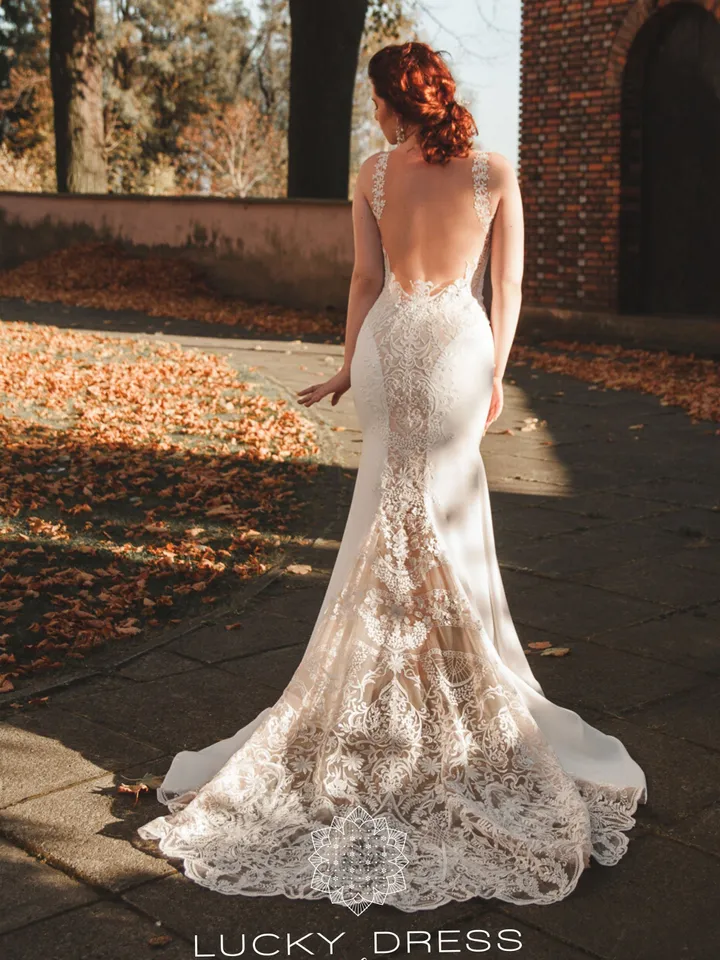 Elopement dress Mermaid wedding dress courthouse Crepe wedding dress garden Lace wedding dress custom Sexy wedding dress / Palmyra III