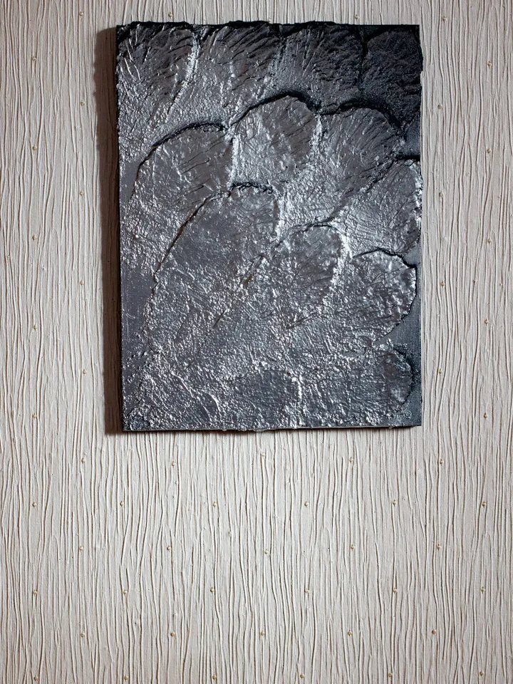 Modern Abstract Acrylic Painting with 3D Wings Texture - 40x30 cm