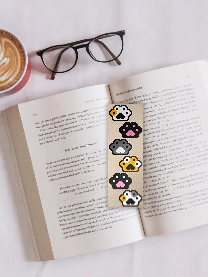 Cross stitch bookmark pattern Cat Paws, Cute Cats