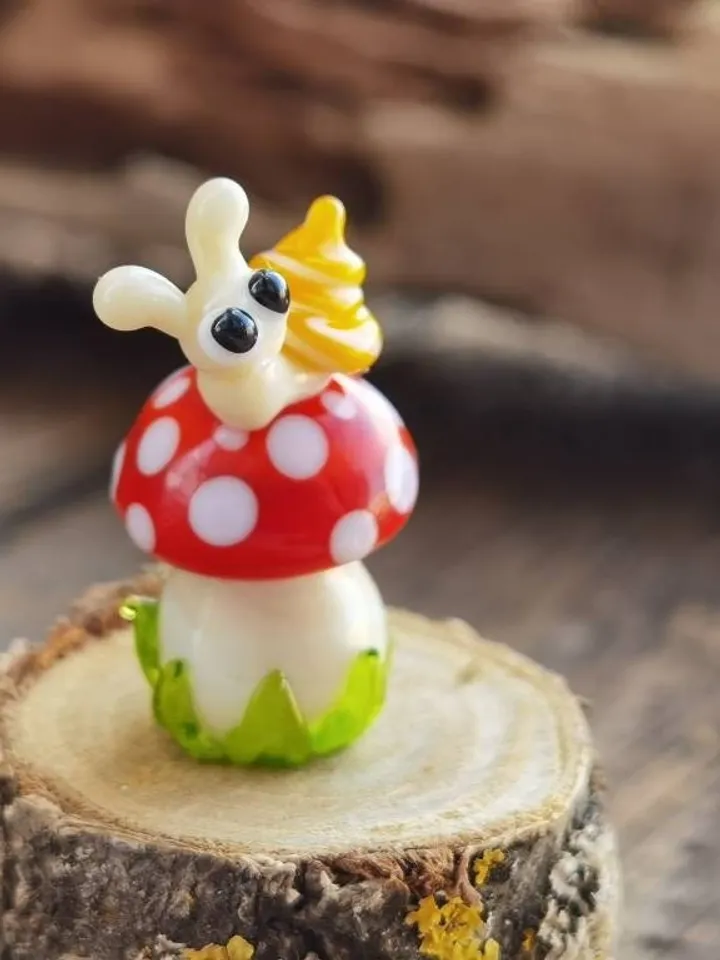 Mushroom ornament glass mushroom miniature , glass toadstools for terrarium decoration mini gardens or lampwork beads Mushroom figurine